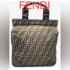 Authentic FENDI Zucca Pattern Khaki x Brown
Hand Bag. Lovely bag, Preloved